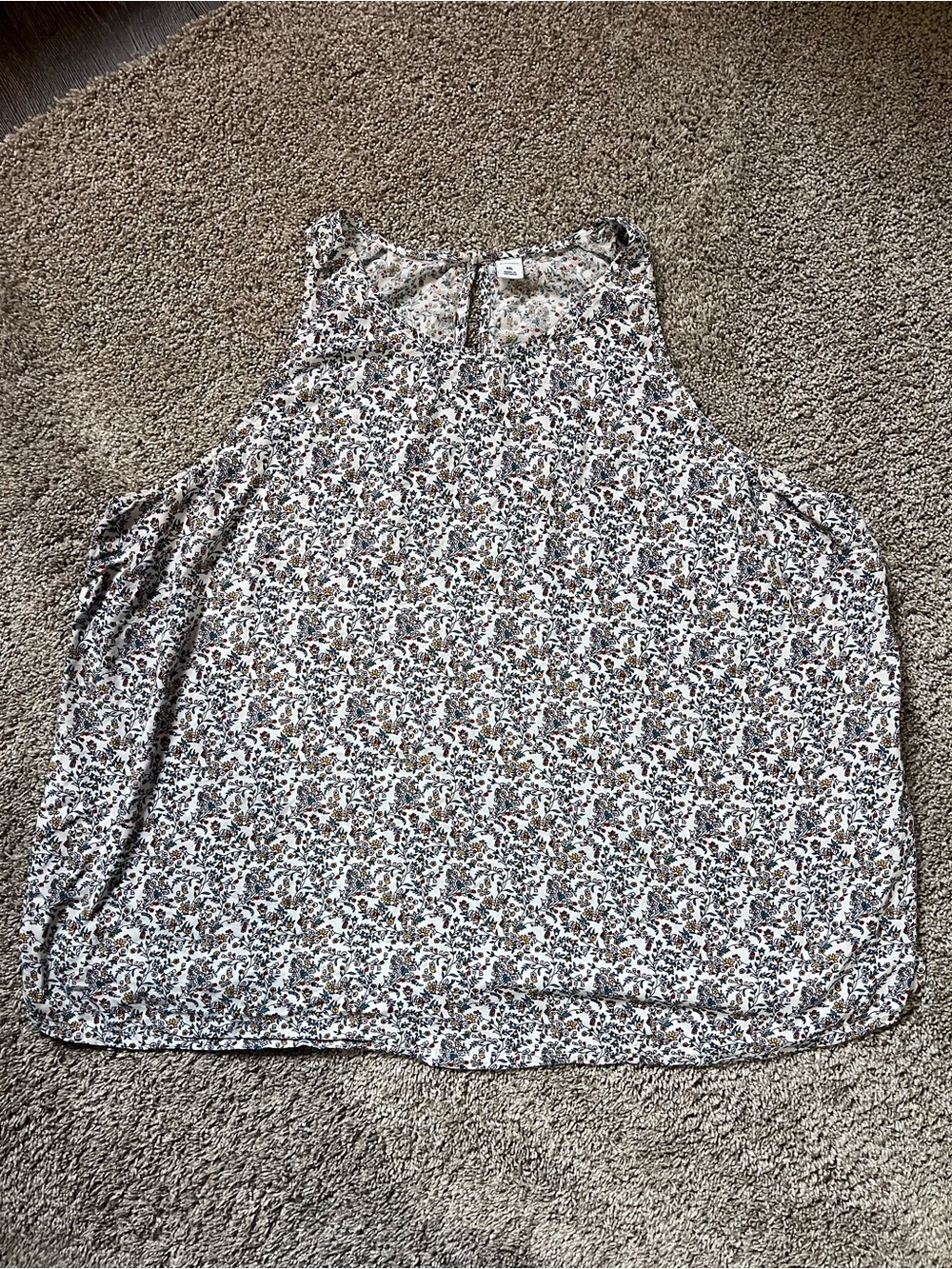 Old Navy White Floral Print Sleeveless Tank
